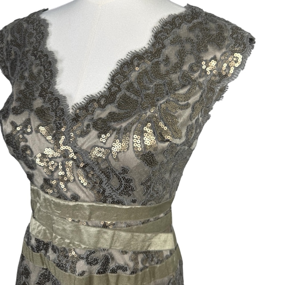 Tadashi Shoji Smoke Pearl Sequin Lace Cocktail Dress 6P
V Neck Sheath Evening - Picture 5 of 15